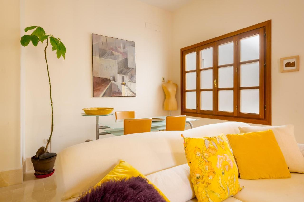 Large And Practic - 3Bd 2Bth- Arenal Lejlighed Sevilla Eksteriør billede