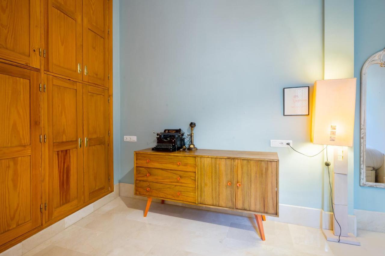 Large And Practic - 3Bd 2Bth- Arenal Lejlighed Sevilla Eksteriør billede